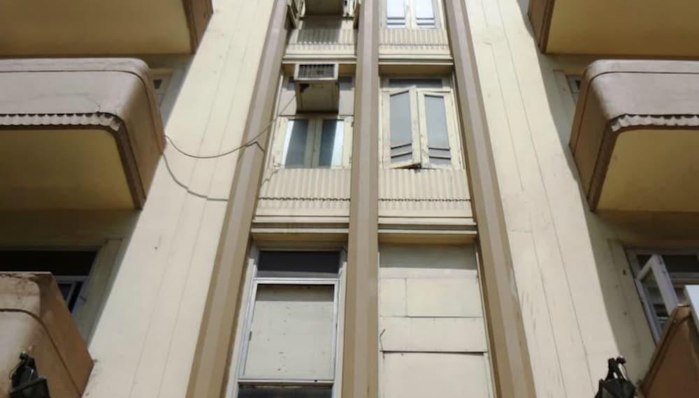 Chateau Windsor Hotel - Marine Drive Mumbai Exterior foto